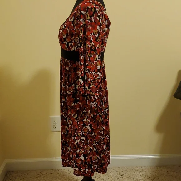 TIANA B. - Picture 5 of 7